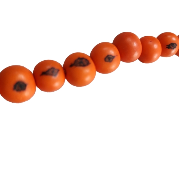 Beaded Necklace - Picture 2 of 4